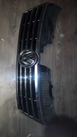 Volkswagen Passat Cc 2010-2015 Çıkma Yedek  Ön Panjur